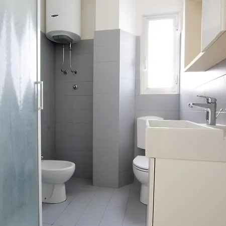 Bagni - Immobiliare *